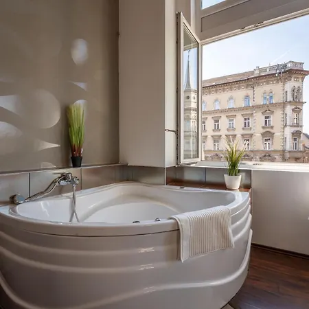 Dandelion Bpest Central Apartman * Будапешт