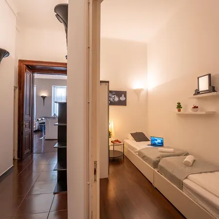 Dandelion Bpest Central Apartman Budapest