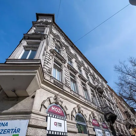 Lägenhet Dandelion Bpest Central Apartman *